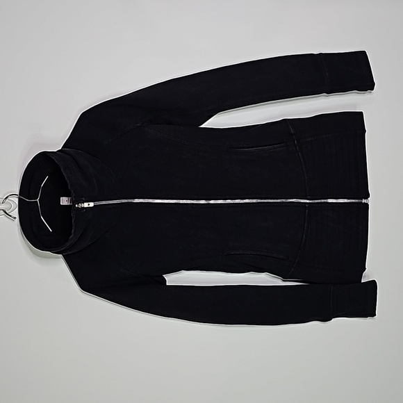 Lululemon black (first release) size 2 radient jacket II - Picture 1 of 8